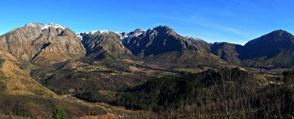 Snowy mountain